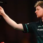 World Darts Championship: Doets ignites comeback against Ratajski LIVE!